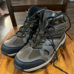 Eddie Bauer boots